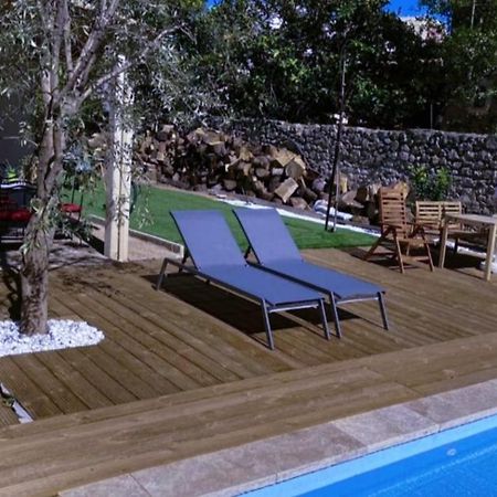 Velodrome F4 Dans Villa 5 Lits Parking Et Piscine Partagee Marsella Exterior foto